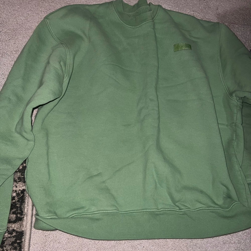 SET Active Crewneck